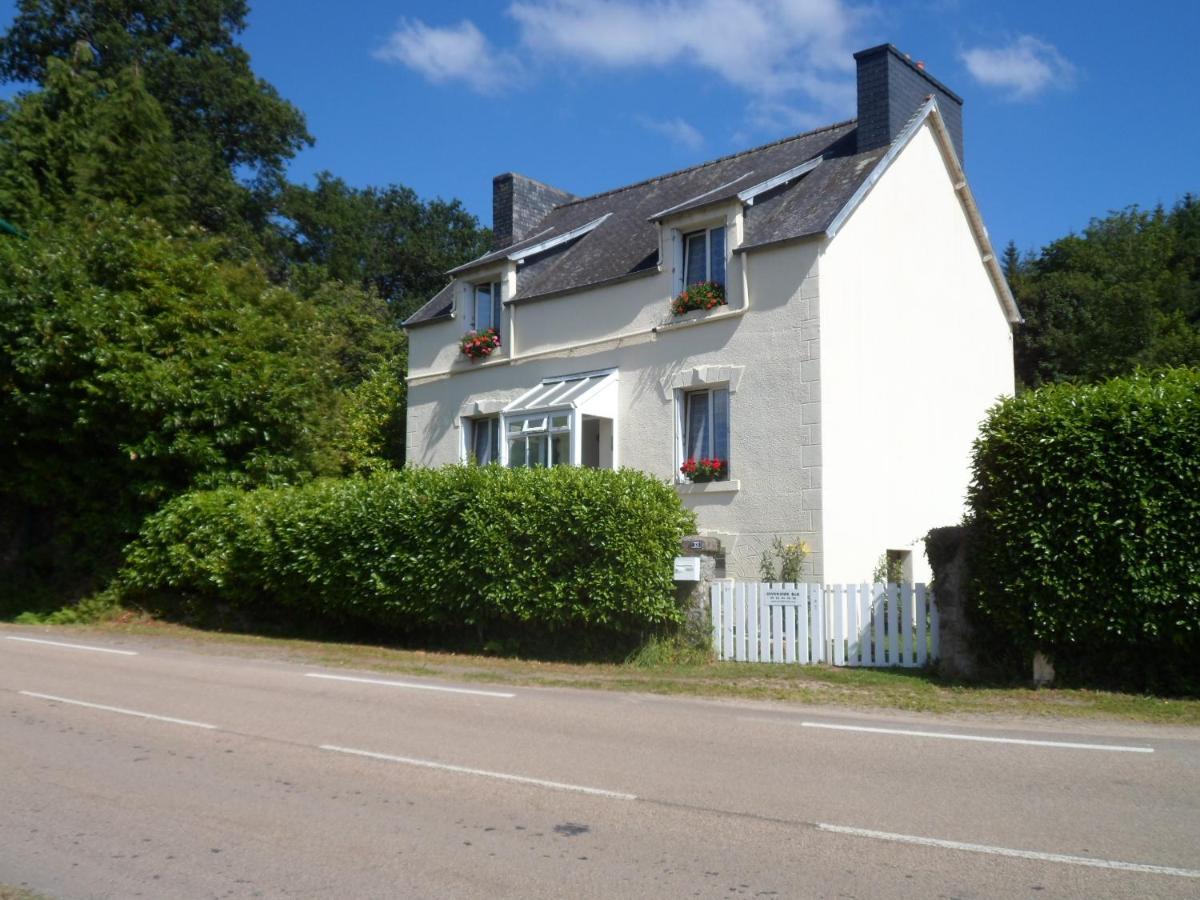 Riverside Bed And Breakfast Huelgoat Exteriér fotografie